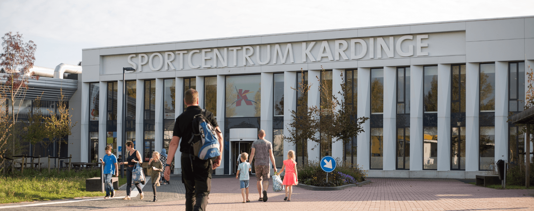 Voorkant Sportcentrum Kardinge