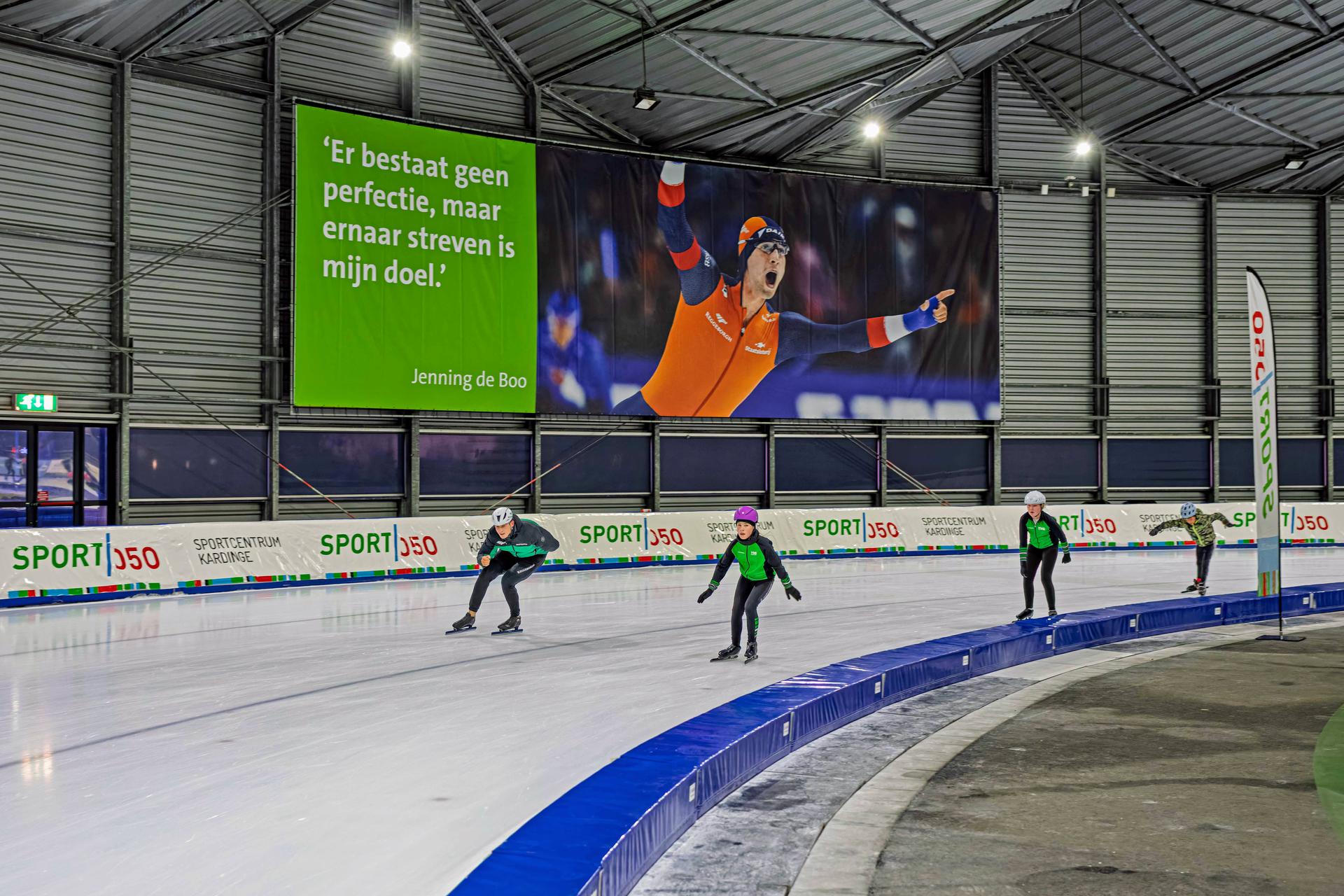 Jenning de Boo met doek