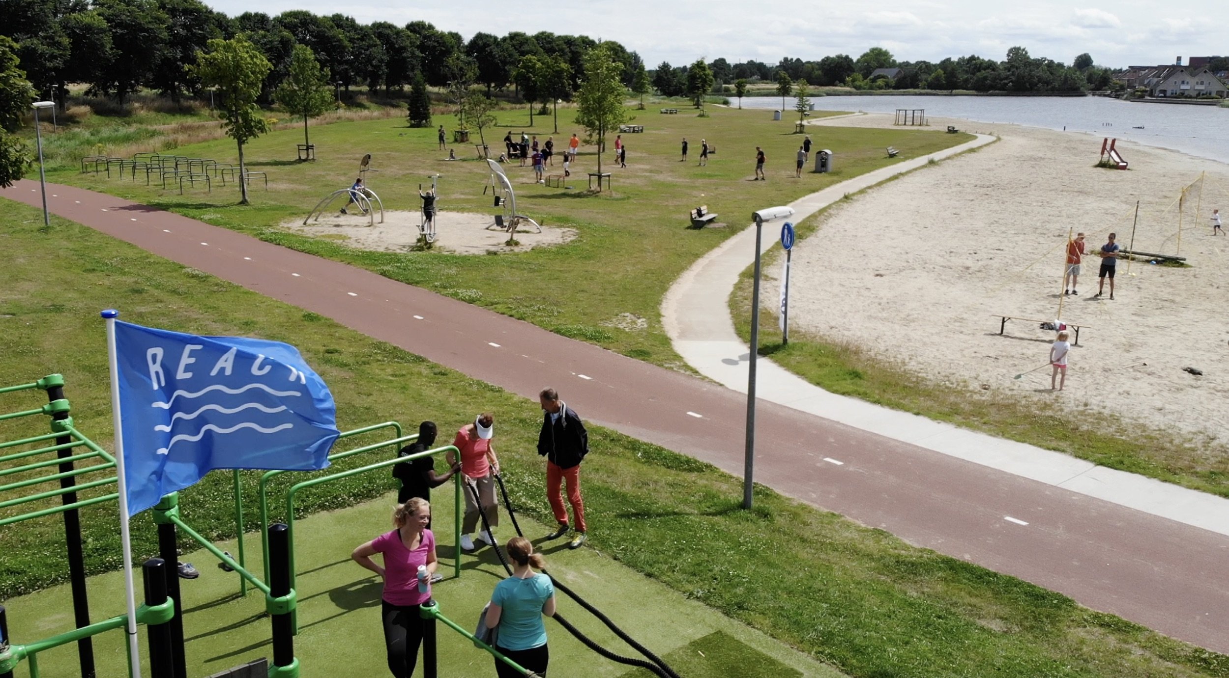 Buiten zwemmen en sporten