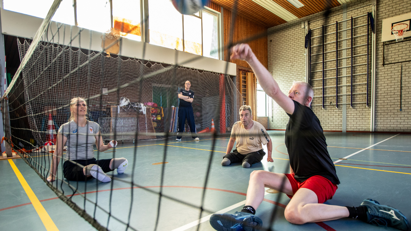 Zitvolleybal Bedum – Inclusieve Sport met Nieuwe Start en Groeiende Zichtbaarheid